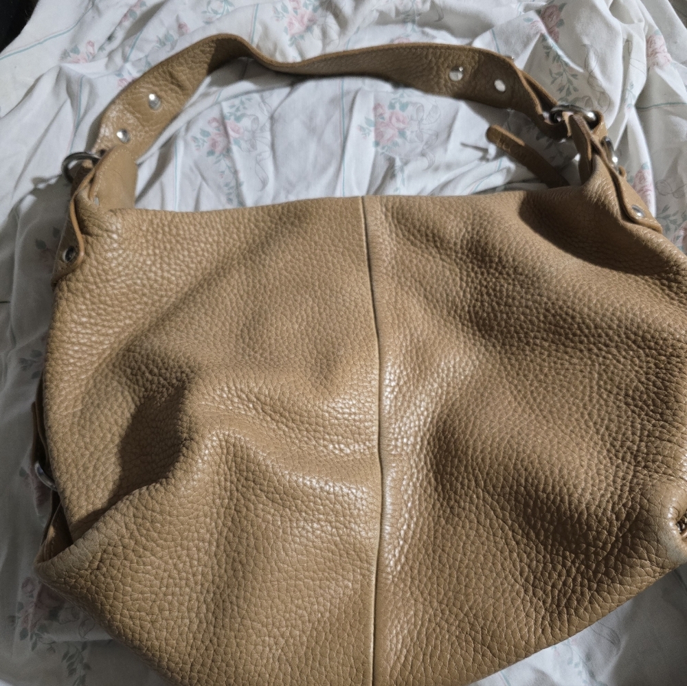 Hogan Leather Bag.